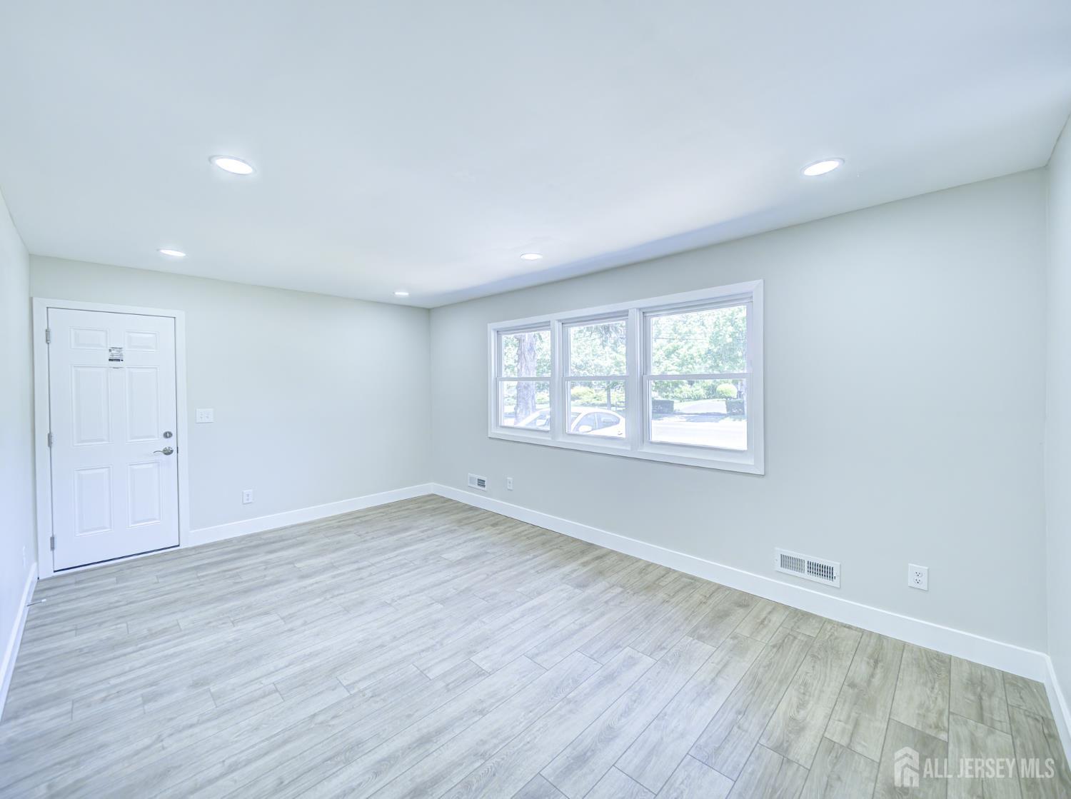 44 Sullivan Way, East Brunswick, New Jersey image 14