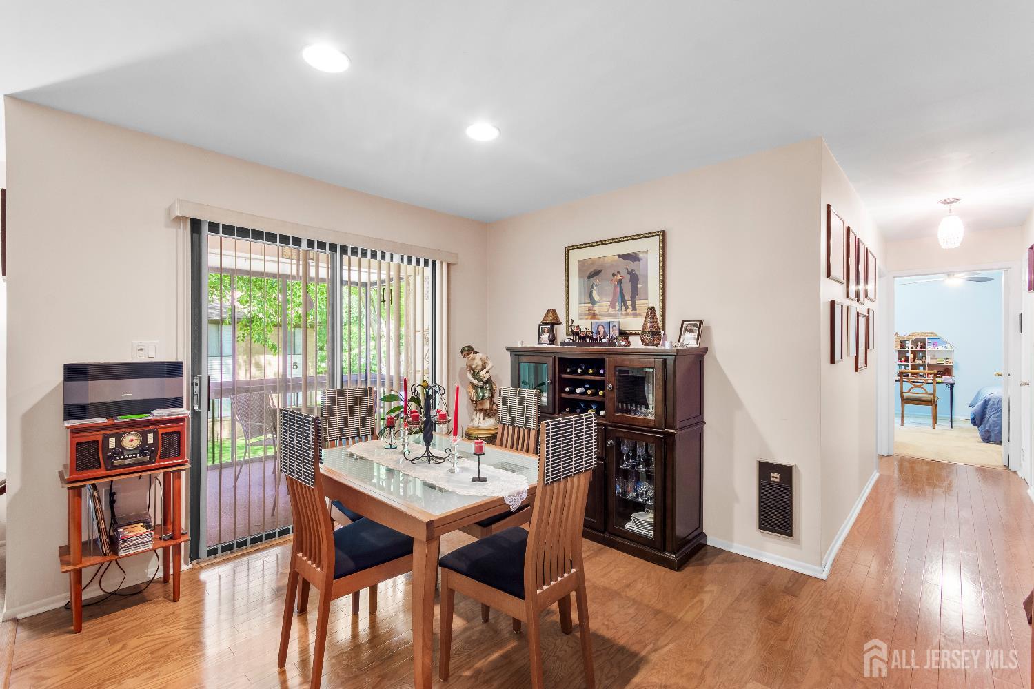 6 Pine Cluster Circle #F, Manalapan, New Jersey image 6