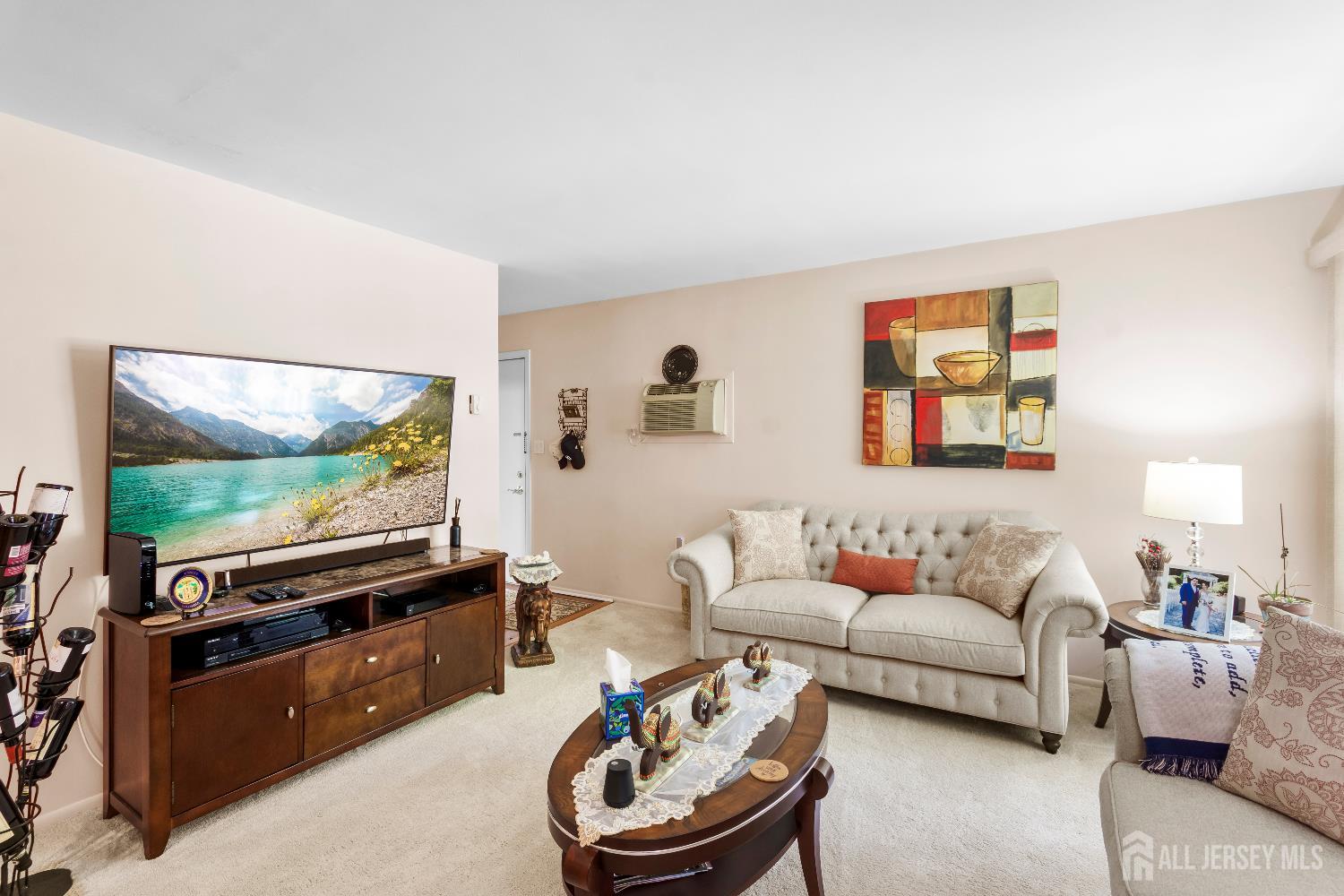 6 Pine Cluster Circle #F, Manalapan, New Jersey image 4
