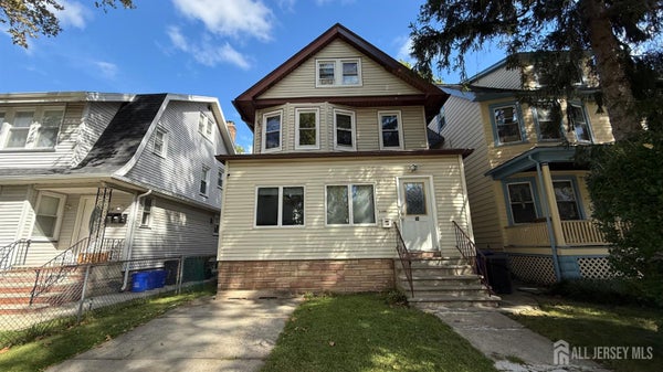 54 OLIVE ST, BLOOMFIELD, NJ 07003 - Image 111f738bf32d1a4b54bfcdd7acba2e5e/656858394