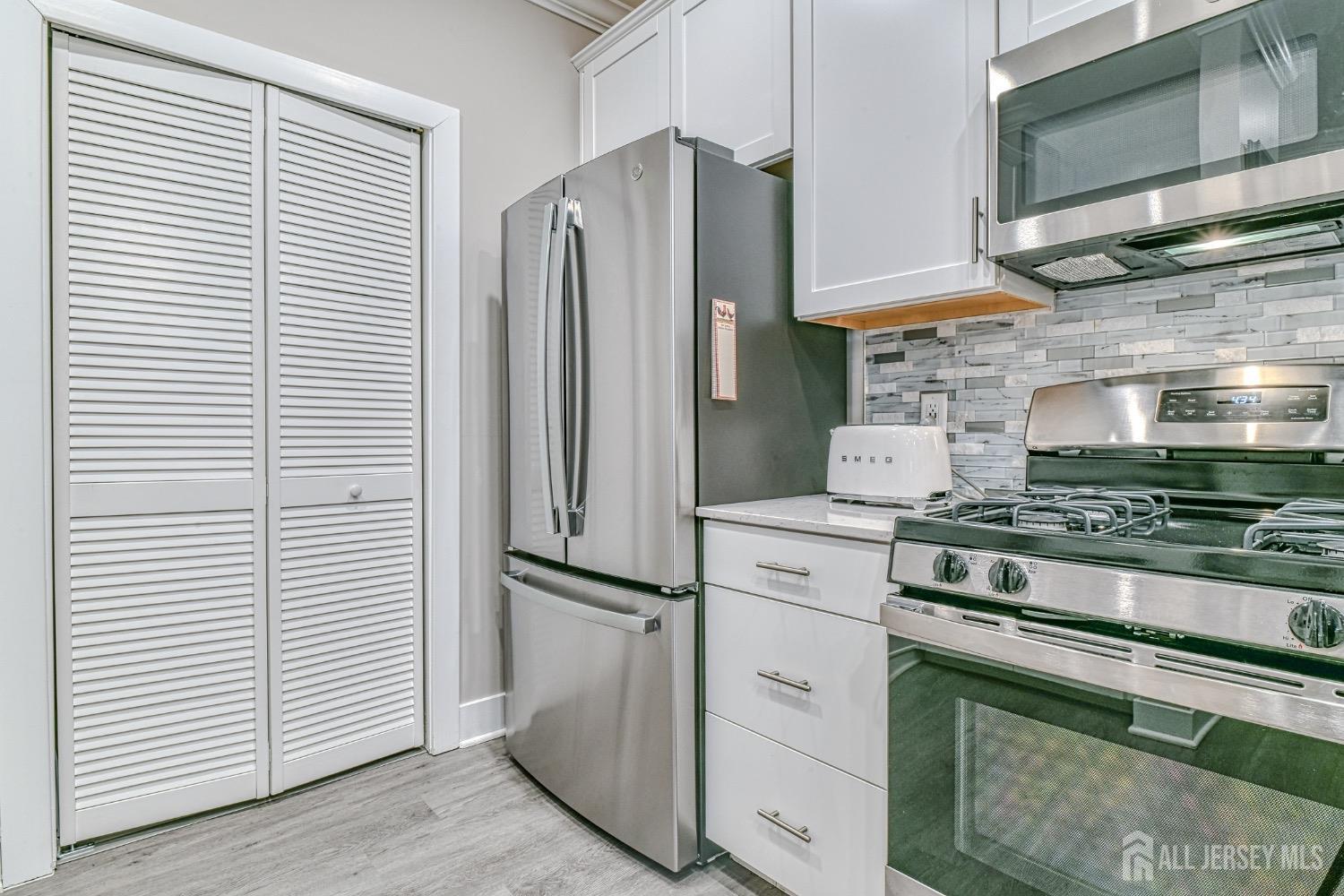 1122 Vanderbergh Boulevard, Monroe Township, New Jersey image 6