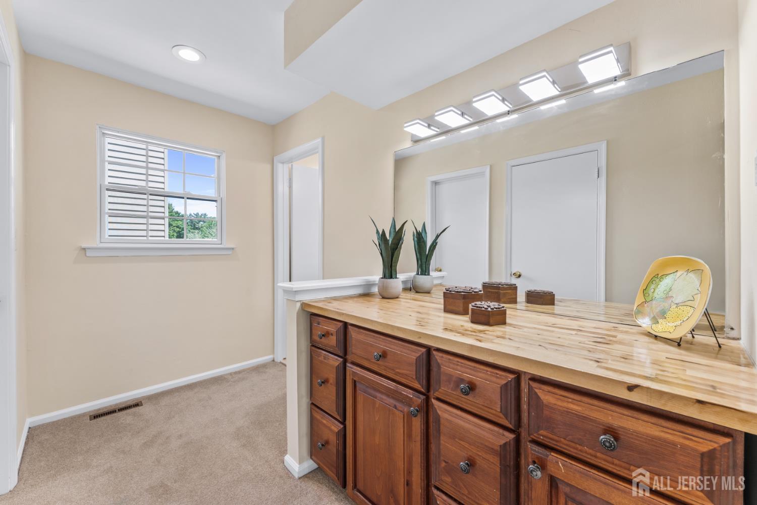 11 Paine Court, East Brunswick, New Jersey image 25