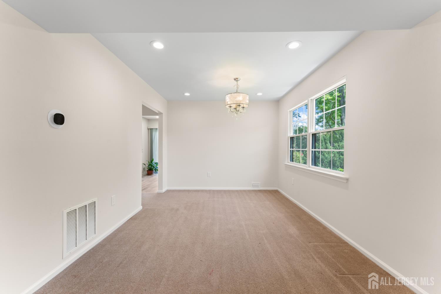 11 Paine Court, East Brunswick, New Jersey image 13