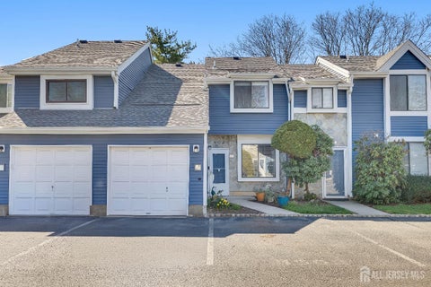 Townhouse For Sale - 5502 Hana Road<br/> Edison, NJ 08817