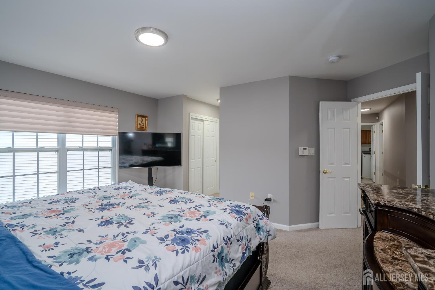 284 Morning Glory Drive, Monroe Township, New Jersey image 15