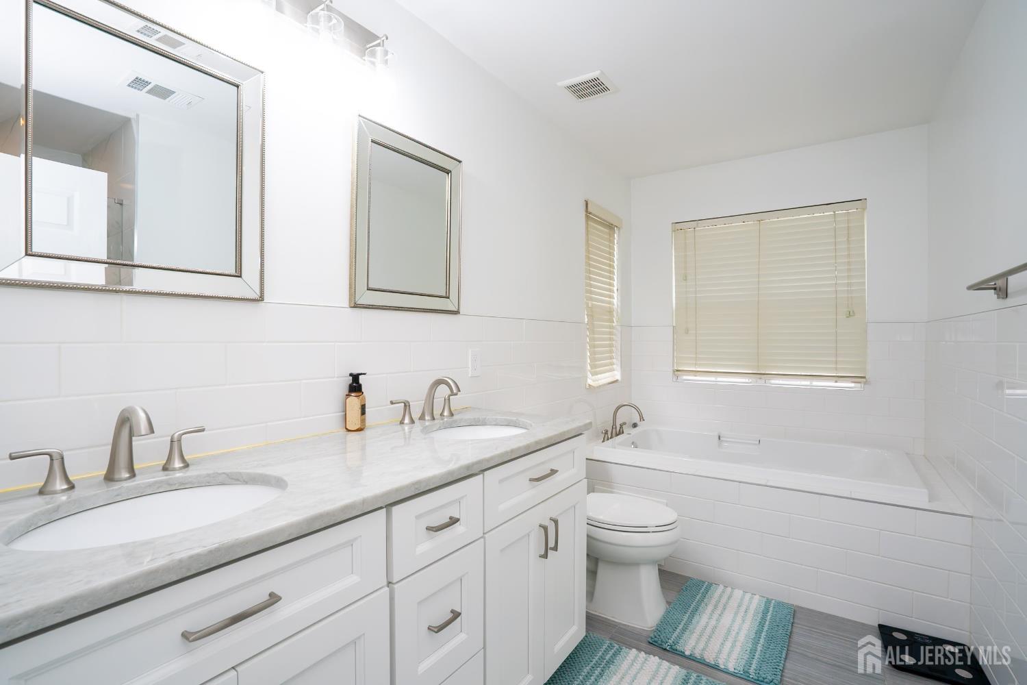 284 Morning Glory Drive, Monroe Township, New Jersey image 16