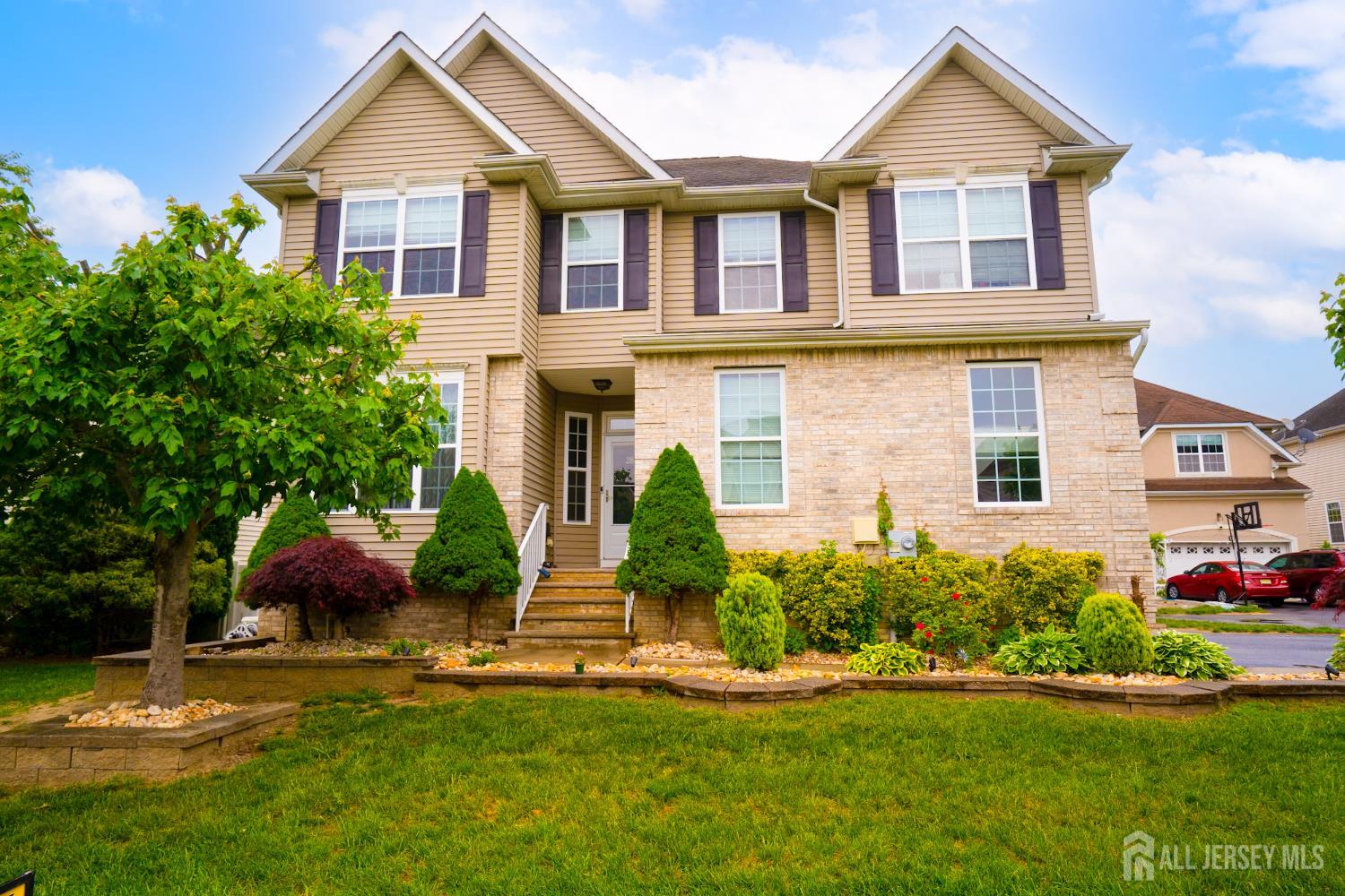 284 Morning Glory Drive, Monroe Township, New Jersey image 1