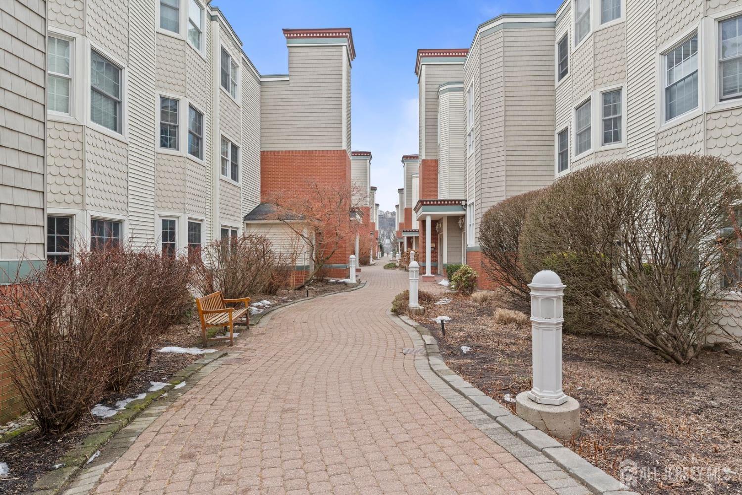 344 The Promenade, Edgewater, New Jersey image 3
