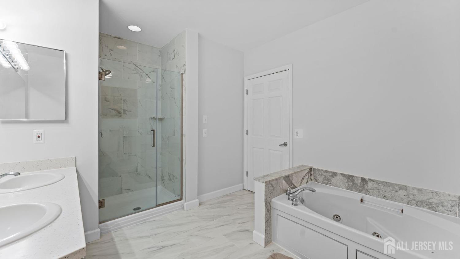 344 The Promenade, Edgewater, New Jersey image 28
