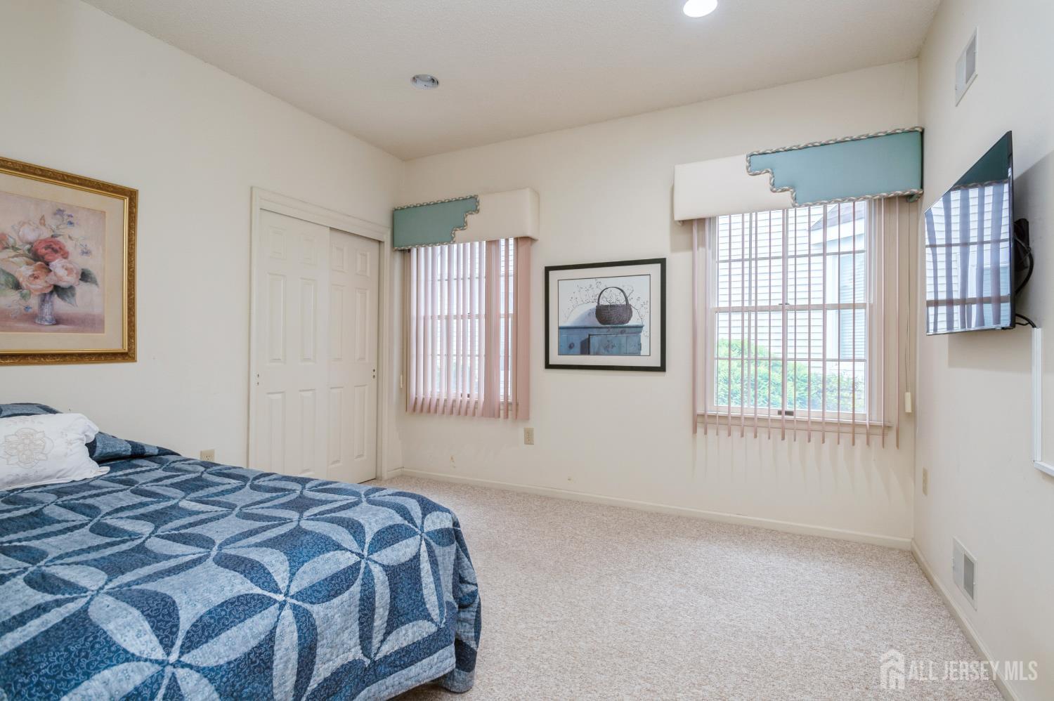 99 Leeds Lane, Monroe Township, New Jersey image 17