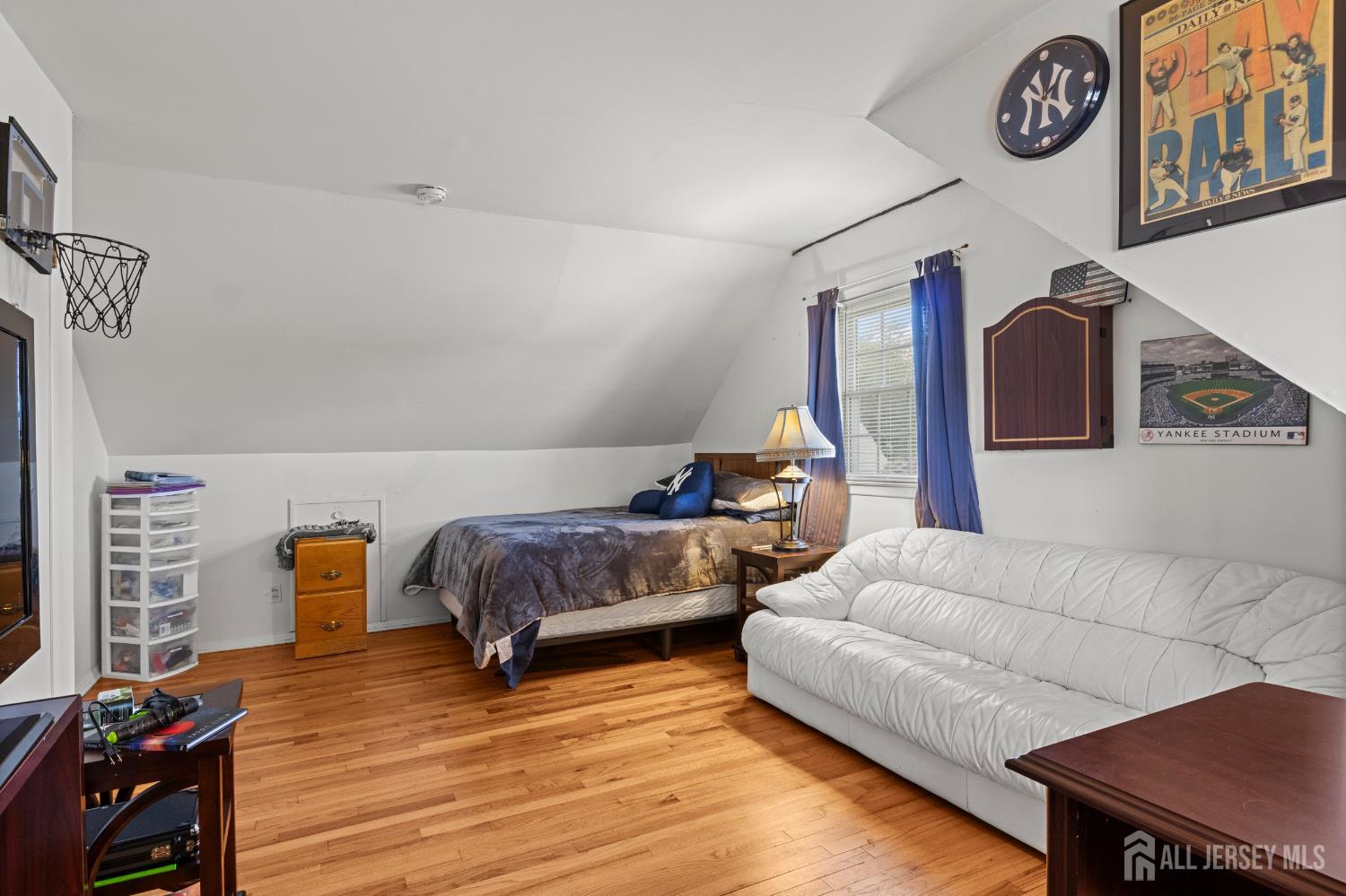 16 Mercury Circle, Old Bridge, New Jersey image 18