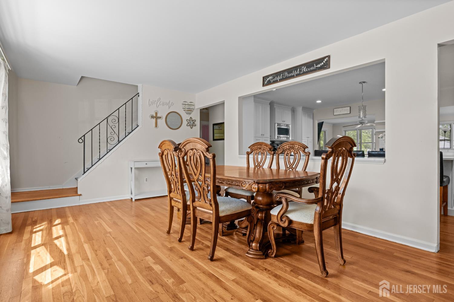 16 Mercury Circle, Old Bridge, New Jersey image 8