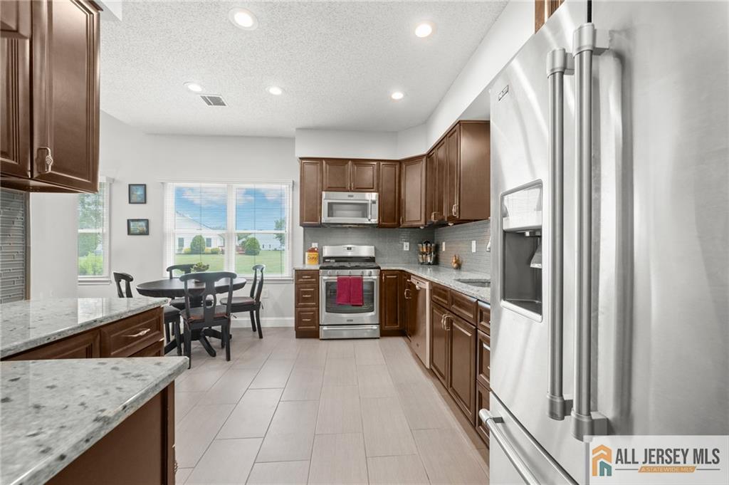 24 Birmingham Lane, Monroe Township, New Jersey image 9
