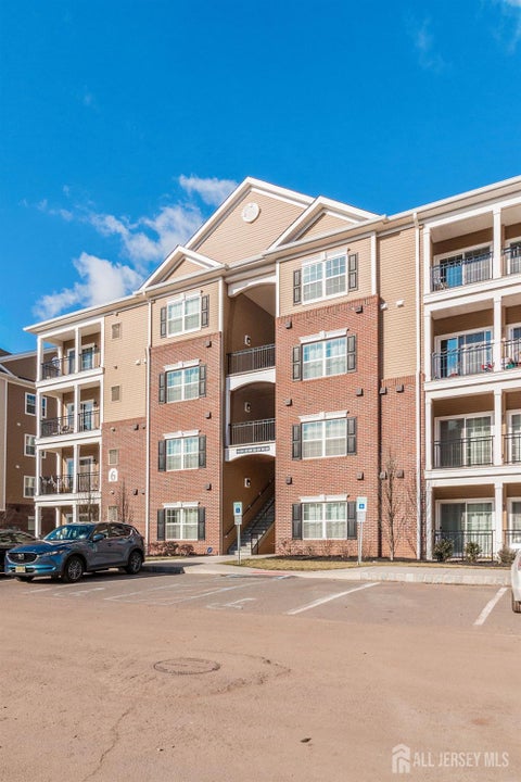 Homes For Rent - 643 Strassle Way #643<br/> South Plainfield, NJ 07080
