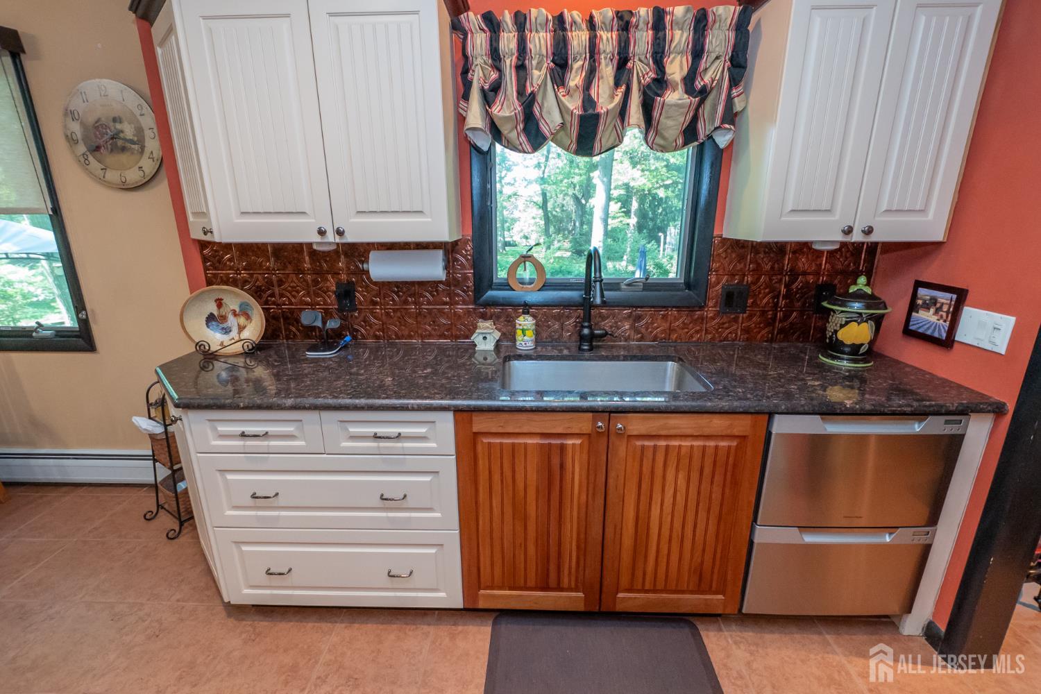 12 Hickory Drive, East Brunswick, New Jersey image 23