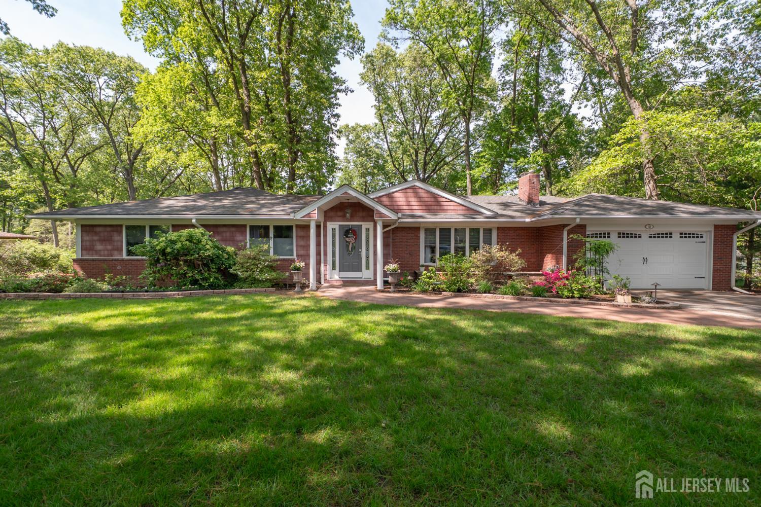 12 Hickory Drive, East Brunswick, New Jersey image 1