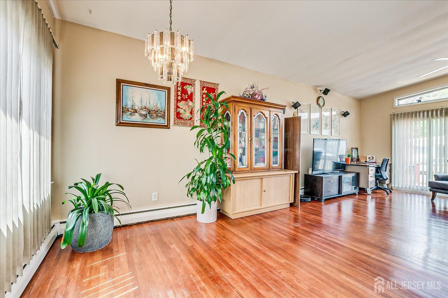15 Kenlen Drive, Edison, New Jersey image 13