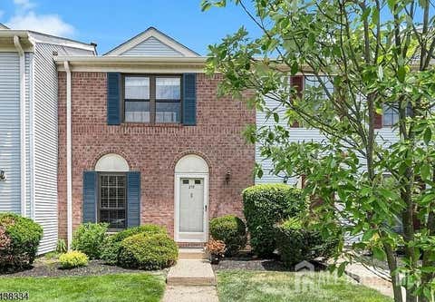 Townhouse For Rent - 278 Penns Way<br/> Bernards, NJ 07920