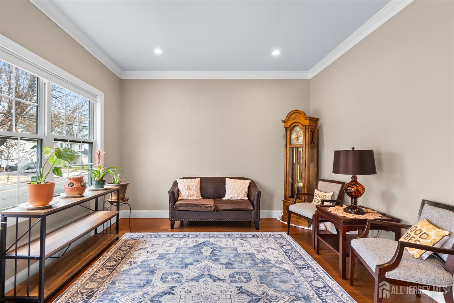 704 Plainfield Avenue