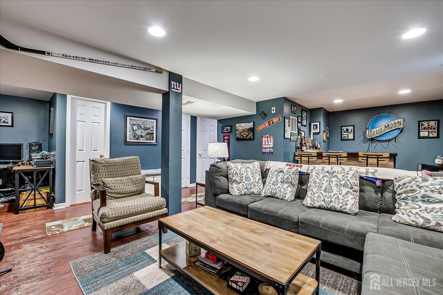 South Plainfield, New Jersey 07080, United States, 3 Bedrooms Bedrooms, ,2 BathroomsBathrooms,Residential,Active,158844