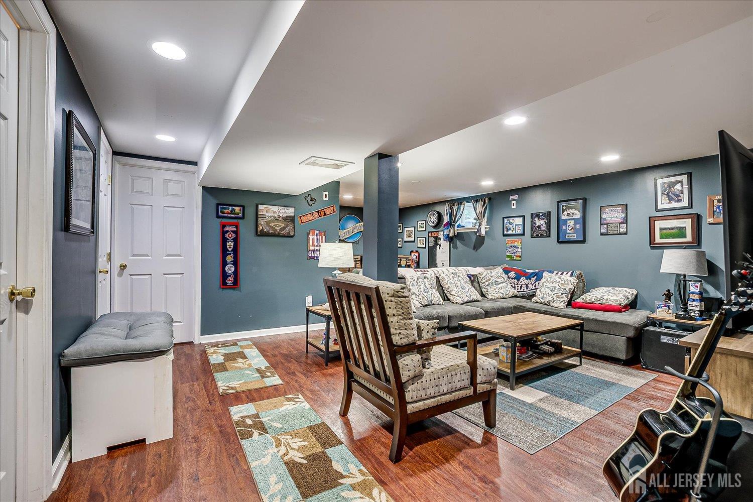 South Plainfield, New Jersey 07080, United States, 3 Bedrooms Bedrooms, ,2 BathroomsBathrooms,Residential,Active,158844