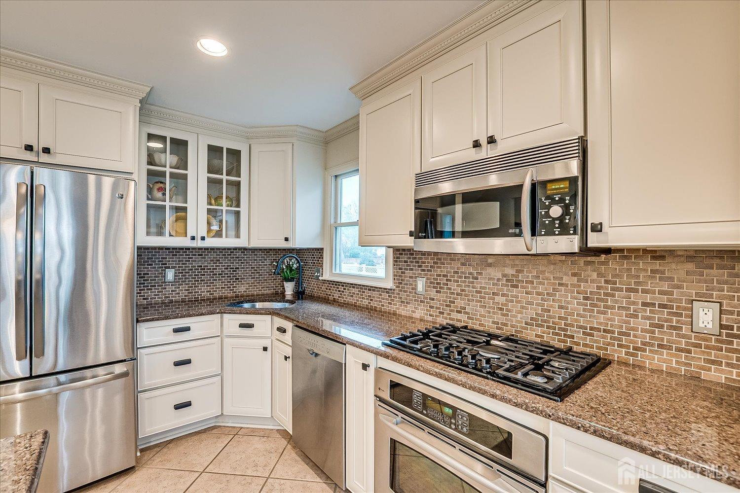 160 Mason Drive, Metuchen, New Jersey image 21