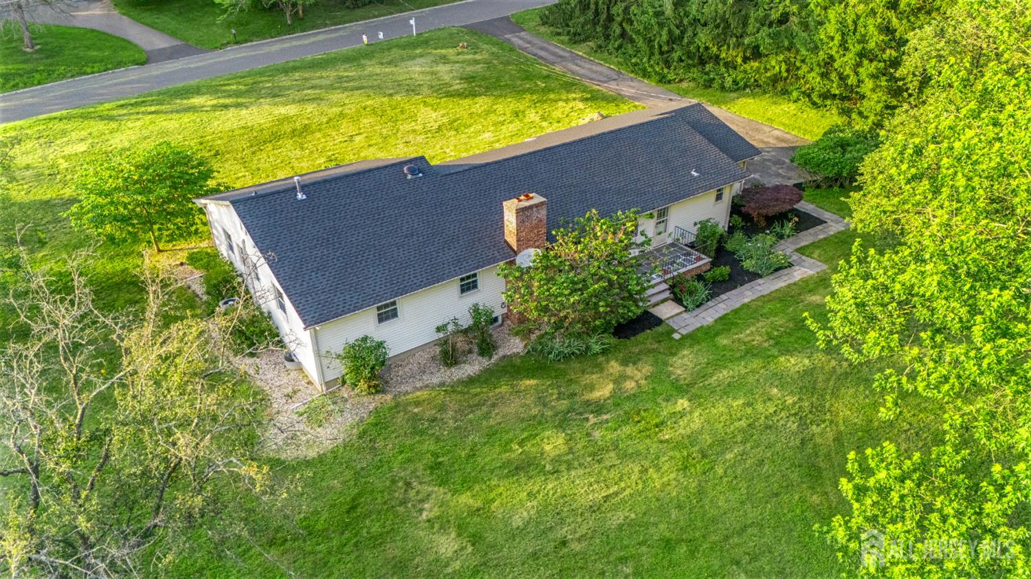 4 Hickory Trail, Flemington, New Jersey image 5
