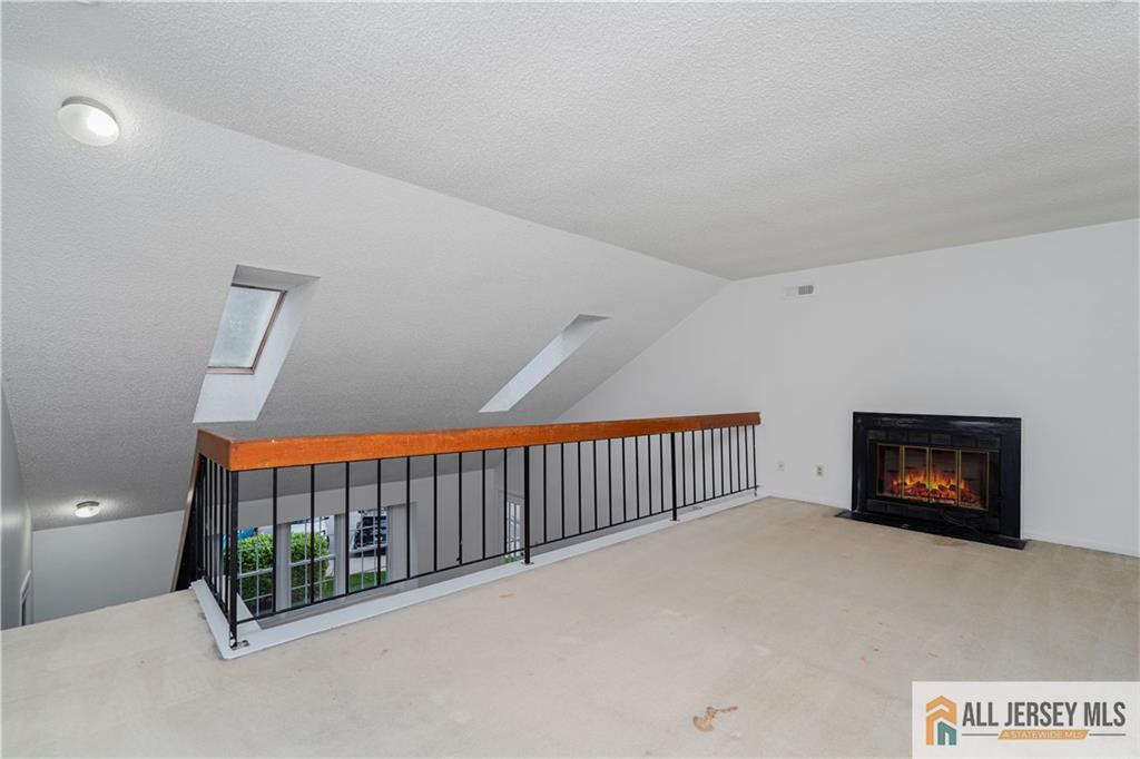 406 Commons Drive #6, East Brunswick, New Jersey image 25