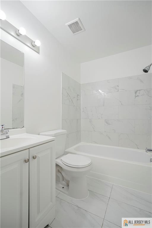 406 Commons Drive #6, East Brunswick, New Jersey image 23