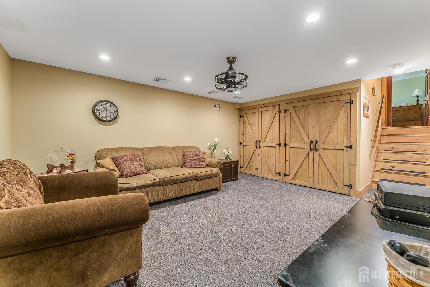 14 Bonnie Brook Terrace, Middlesex, New Jersey image 25