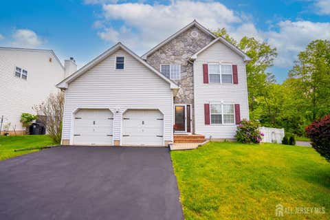Homes For Sale - 2 Danberry Lane<br/> Somerset County, Bridgewater, NJ 08807