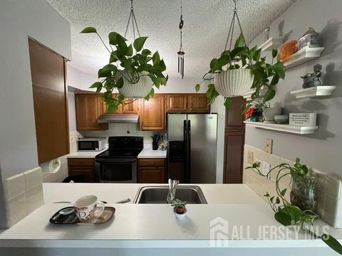 Condo For Sale - 1009 Aspen Drive<br/> Plainsboro, NJ 08536