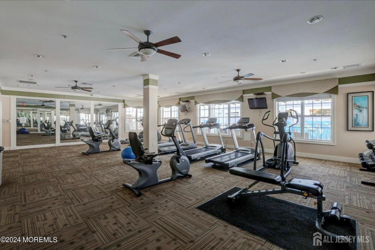 110 Canterbury Lane, Marlboro, New Jersey image 34
