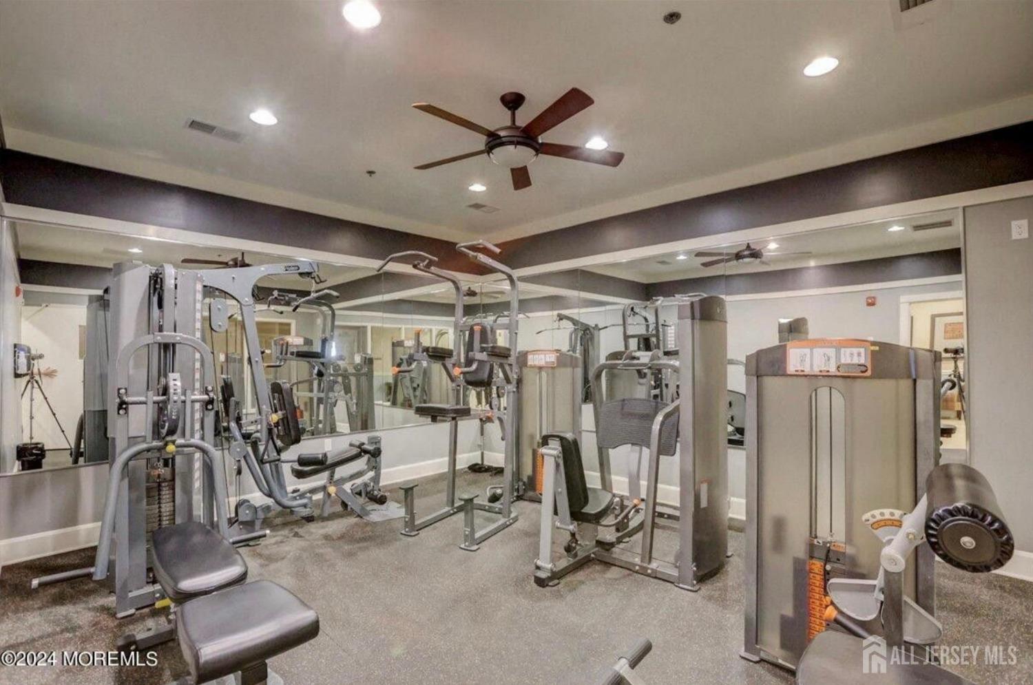110 Canterbury Lane, Marlboro, New Jersey image 33