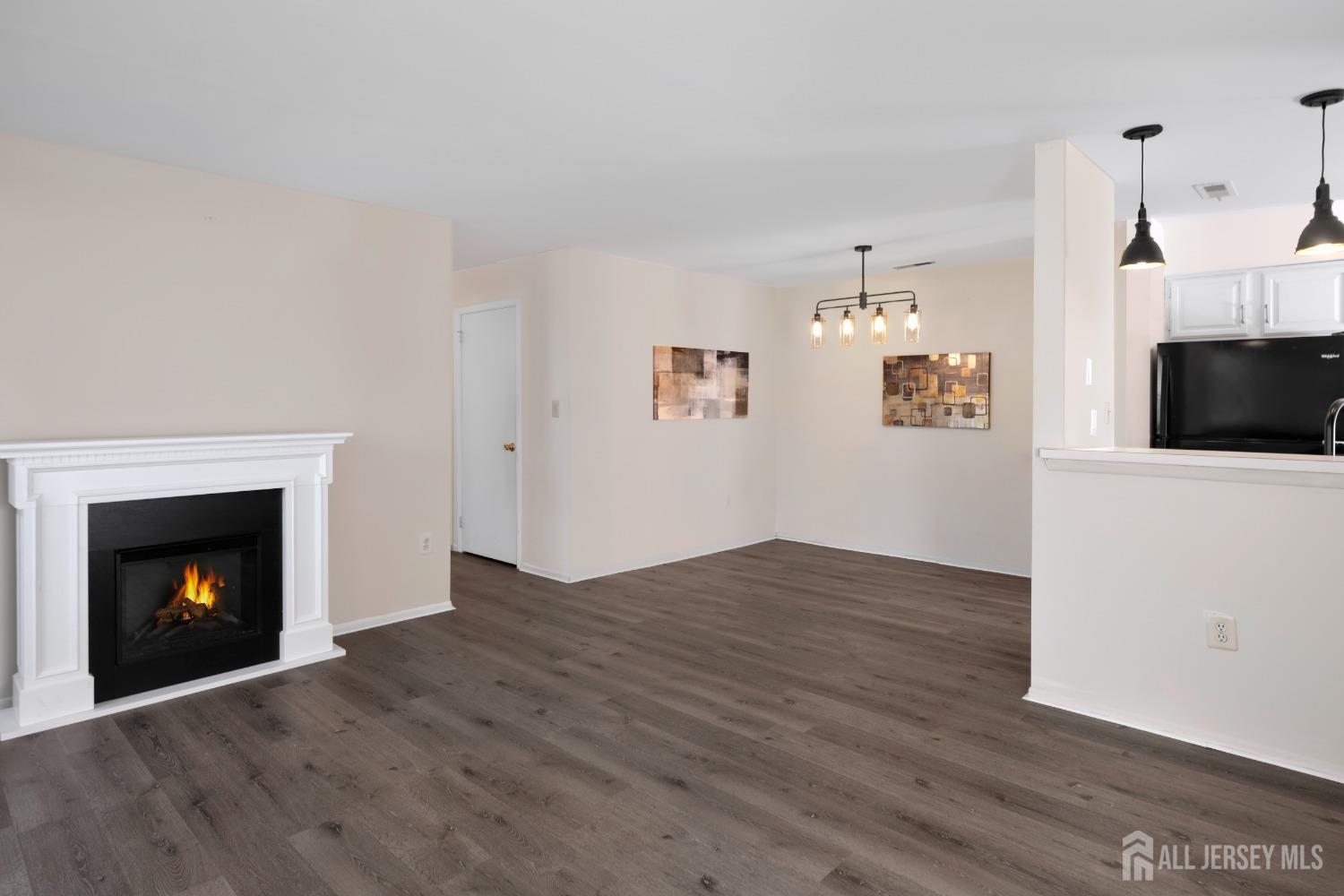 1714 Aspen Drive, Plainsboro, New Jersey image 2