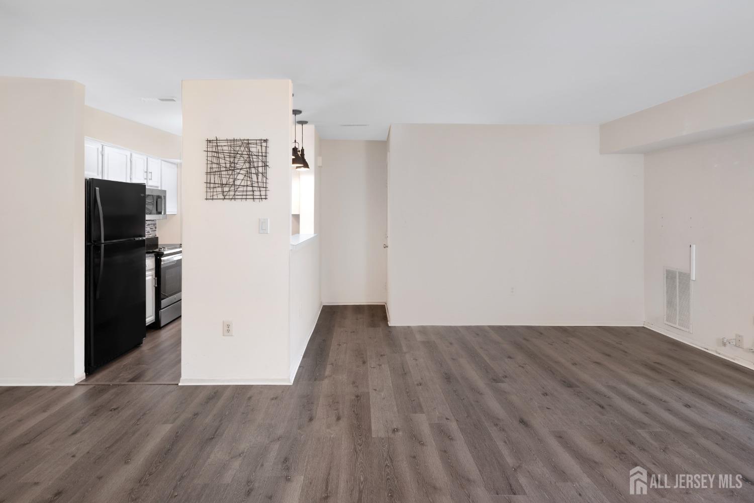1714 Aspen Drive, Plainsboro, New Jersey image 4