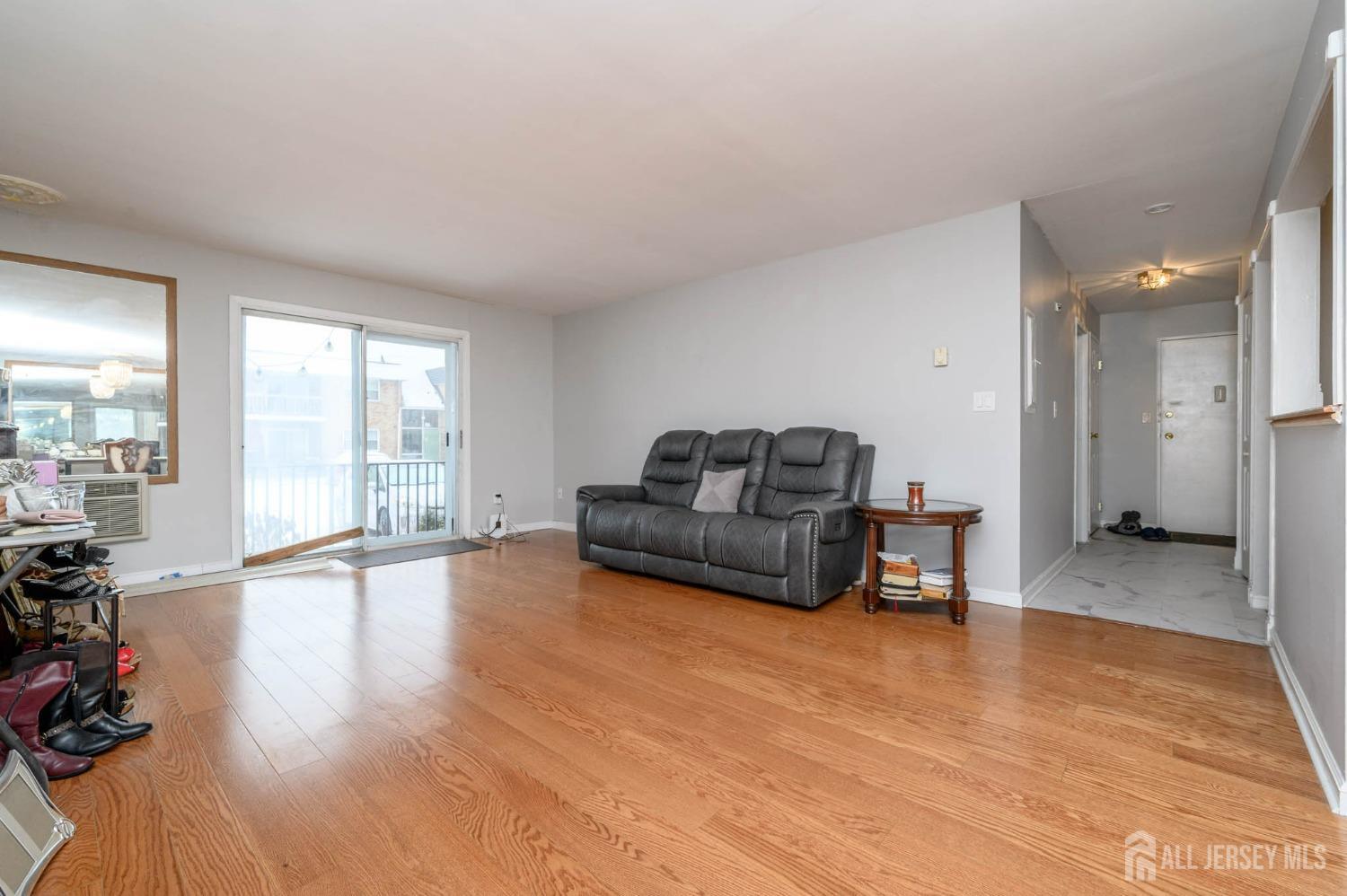 806 Eves Drive #3E, Hillsborough, New Jersey image 10