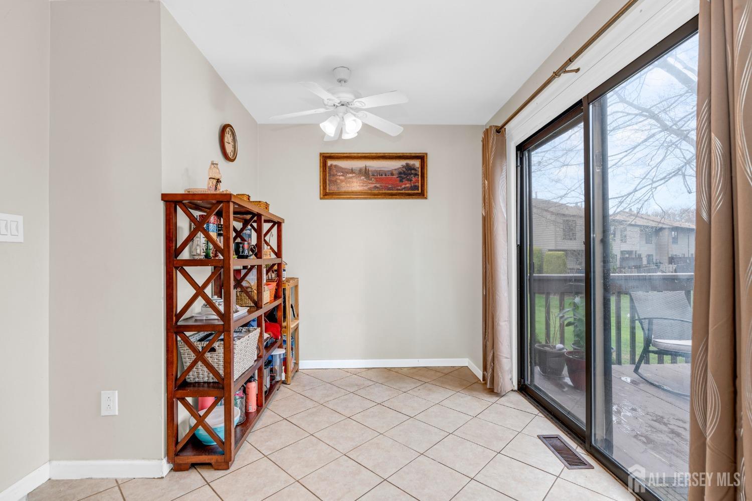 90 Pheasant Run, Edison, New Jersey image 31