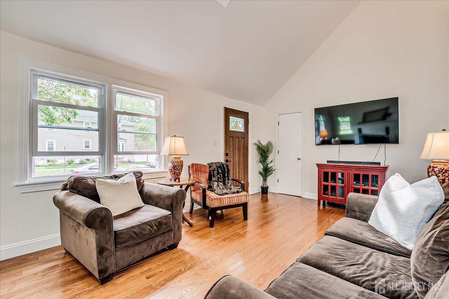 61 Thomas Street, Metuchen, New Jersey image 12