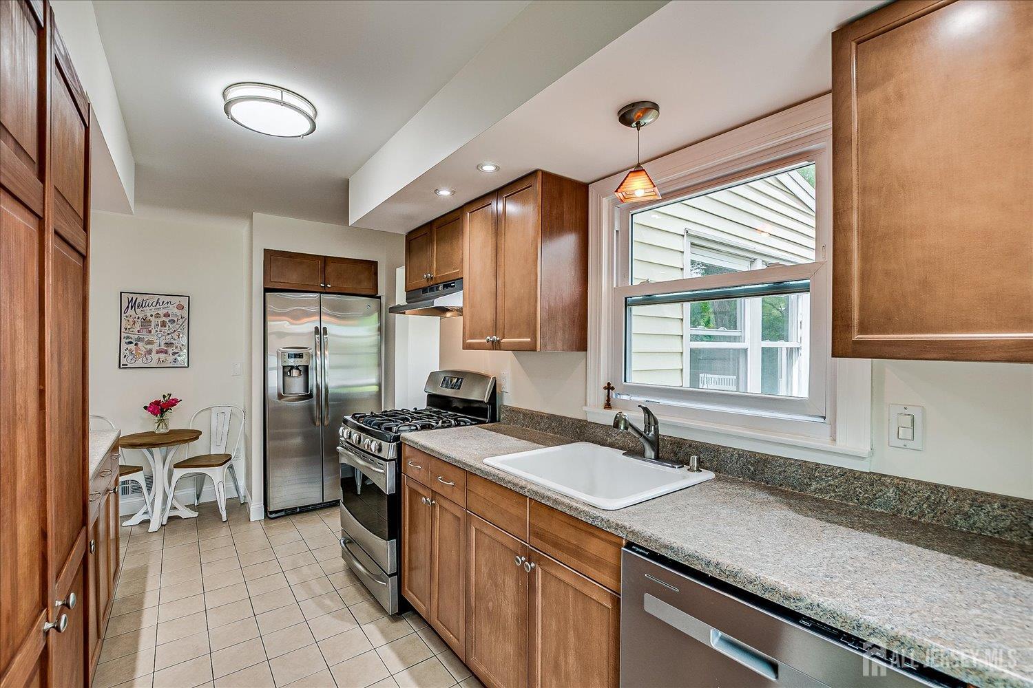 61 Thomas Street, Metuchen, New Jersey image 16