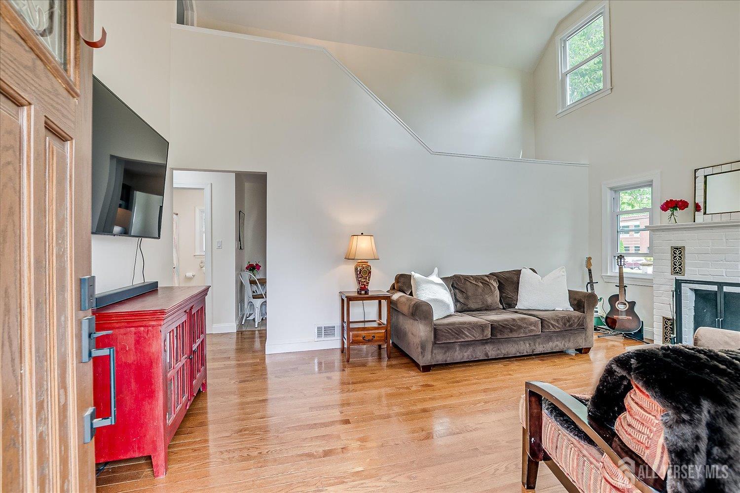 61 Thomas Street, Metuchen, New Jersey image 8