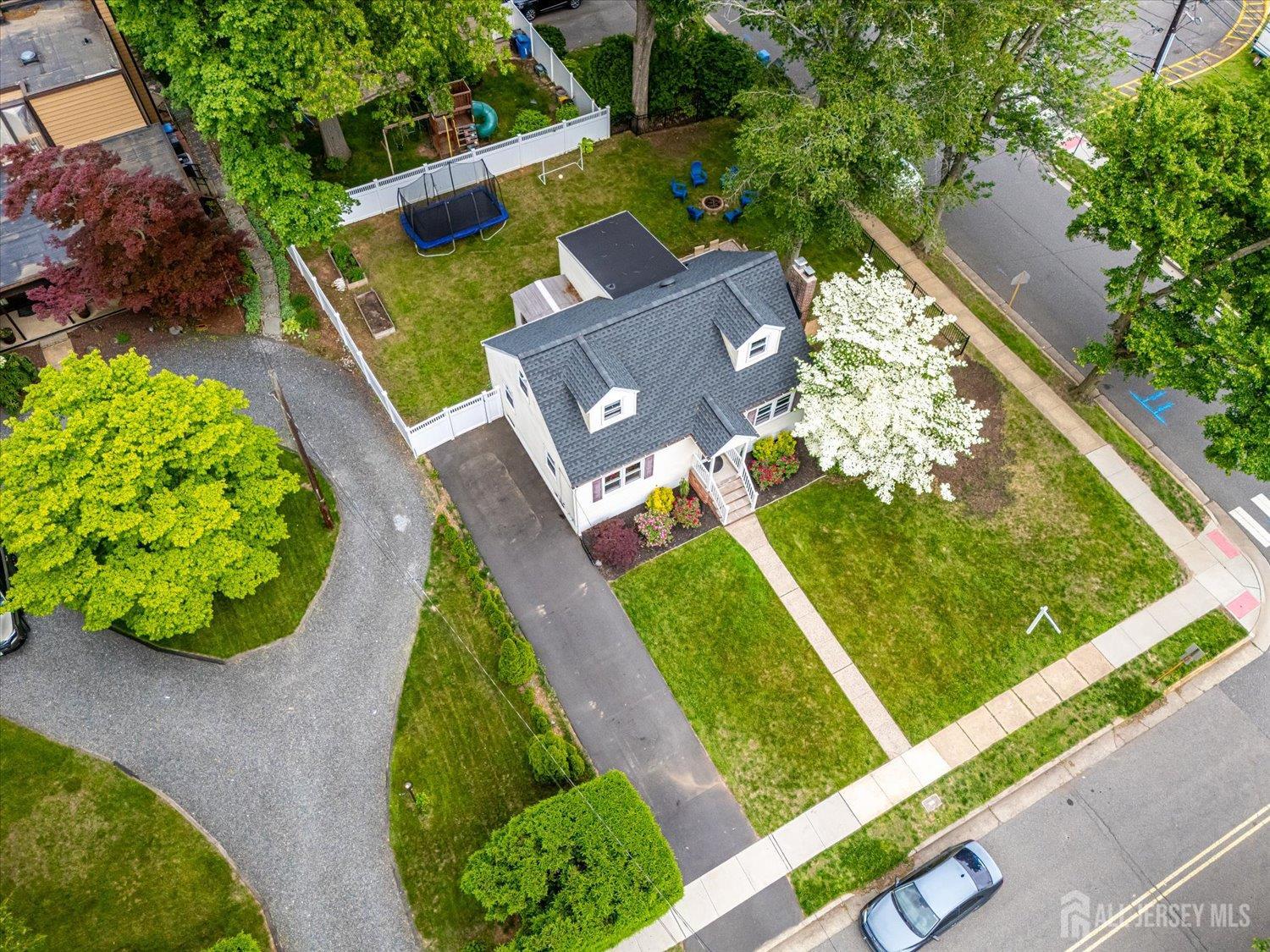 61 Thomas Street, Metuchen, New Jersey image 5