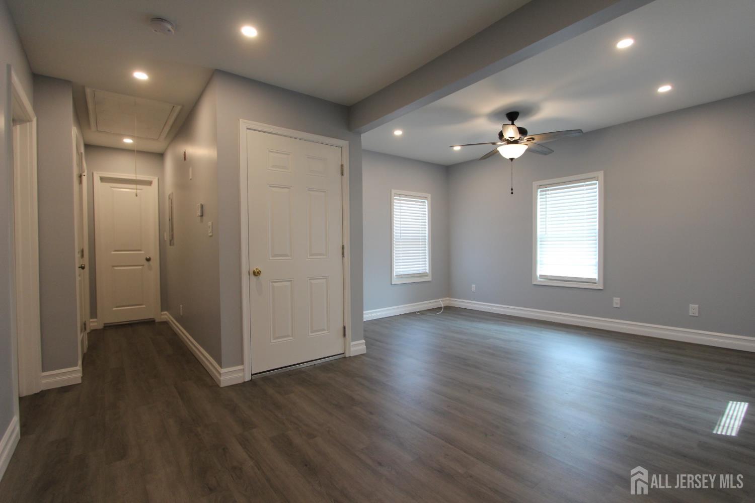 Woodbridge Proper, New Jersey 07095, United States, 2 Bedrooms Bedrooms, ,1 BathroomBathrooms,Residential,Active,150645