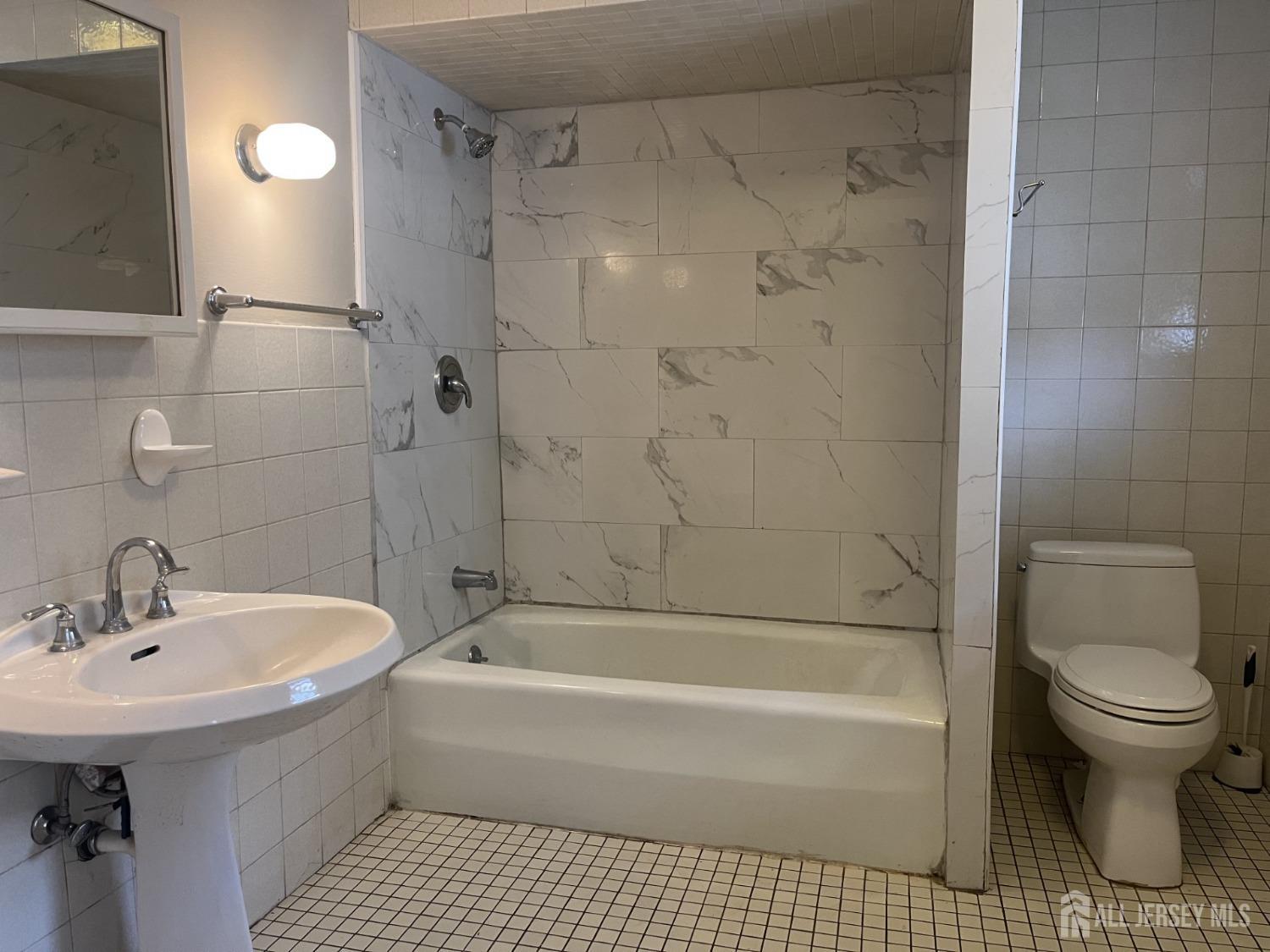 145 Cooper Avenue, Iselin, New Jersey image 13