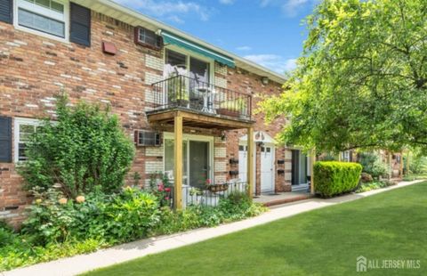 Featured picture for the property 2613380R