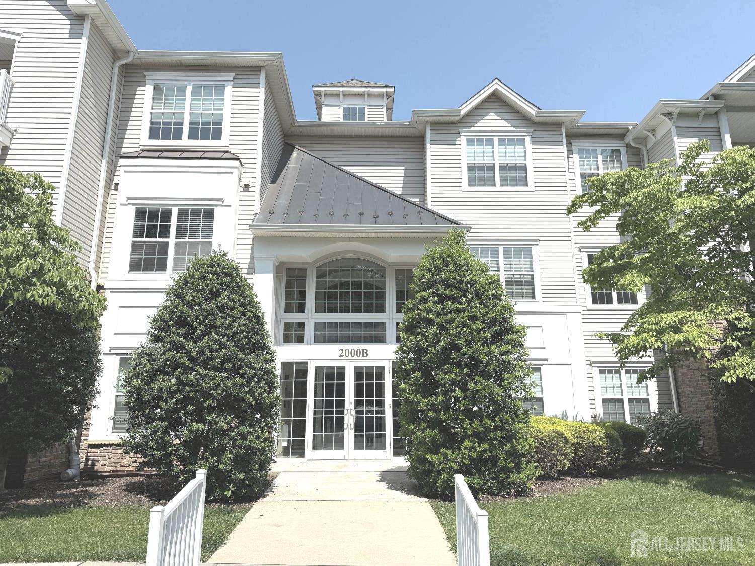 2109 Conrad Way, Franklin, New Jersey image 1