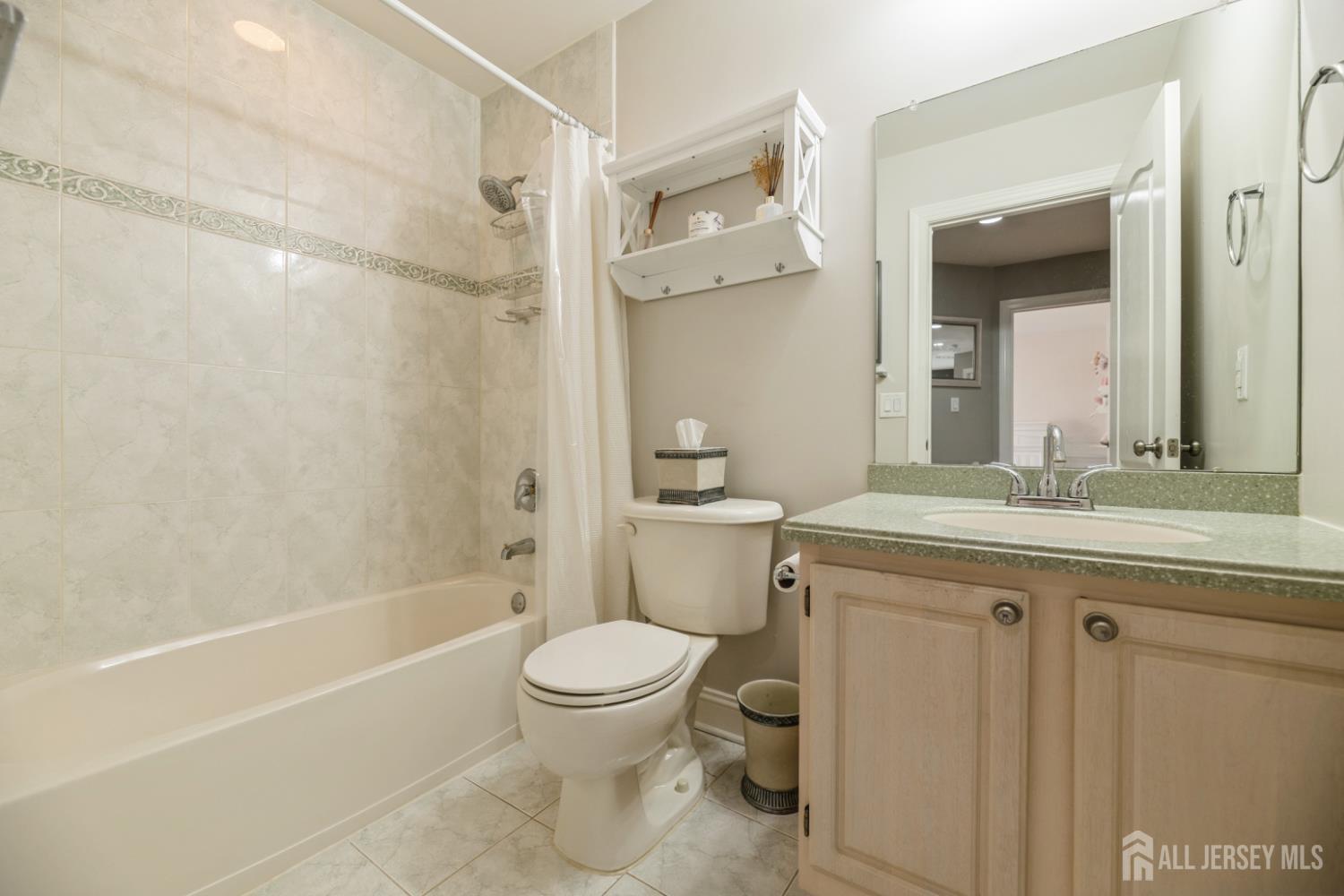 40 Dickerson Lane, Old Bridge, New Jersey image 19
