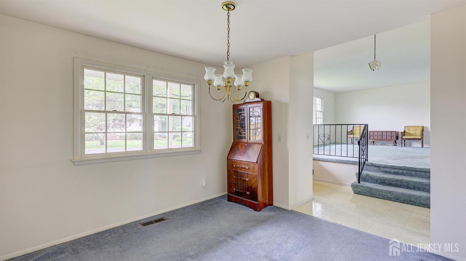 123 Summers Avenue, Piscataway, New Jersey image 9