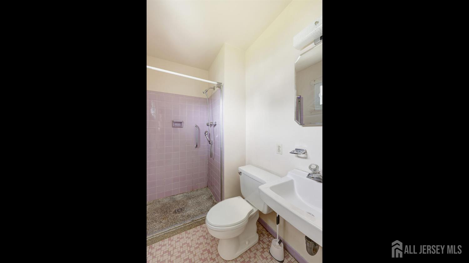 123 Summers Avenue, Piscataway, New Jersey image 21