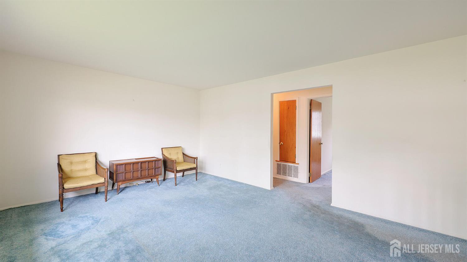 123 Summers Avenue, Piscataway, New Jersey image 6